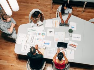 Omnichannel marketing vs Multi-channel marketing